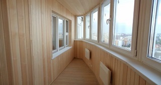 Отделка, остекление, утепление балконов в Валуйках от 207 руб. м/2.